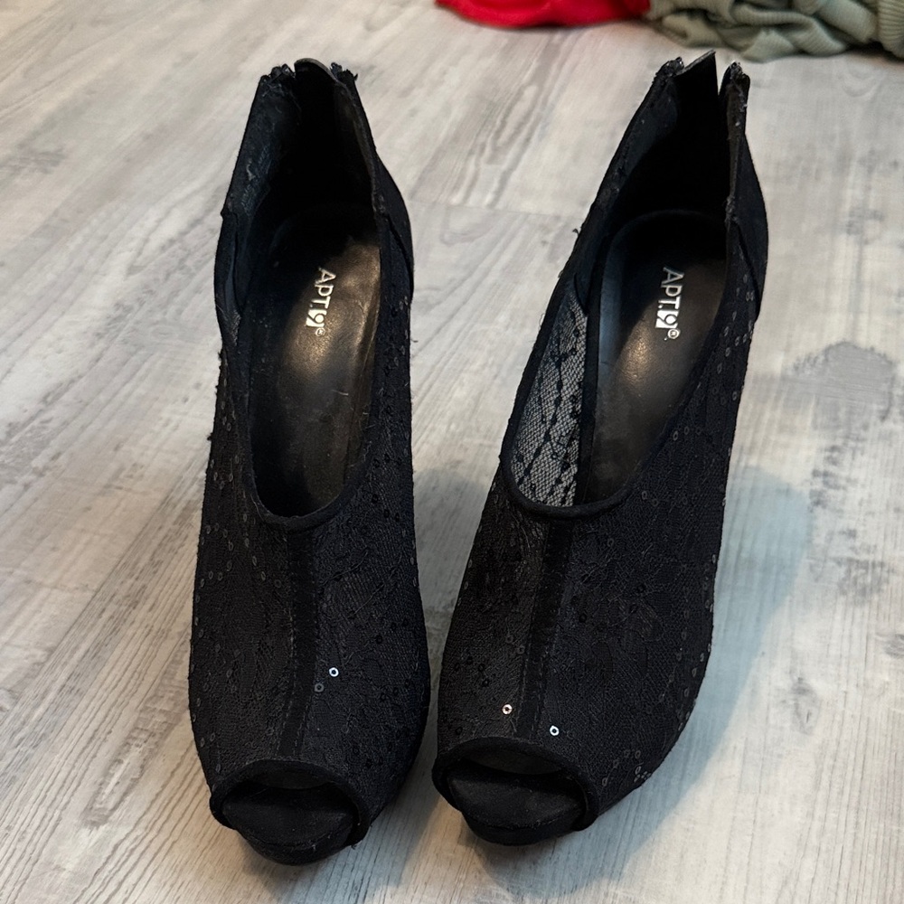 Apt. 9 Black Lace Peep Toe Heels
